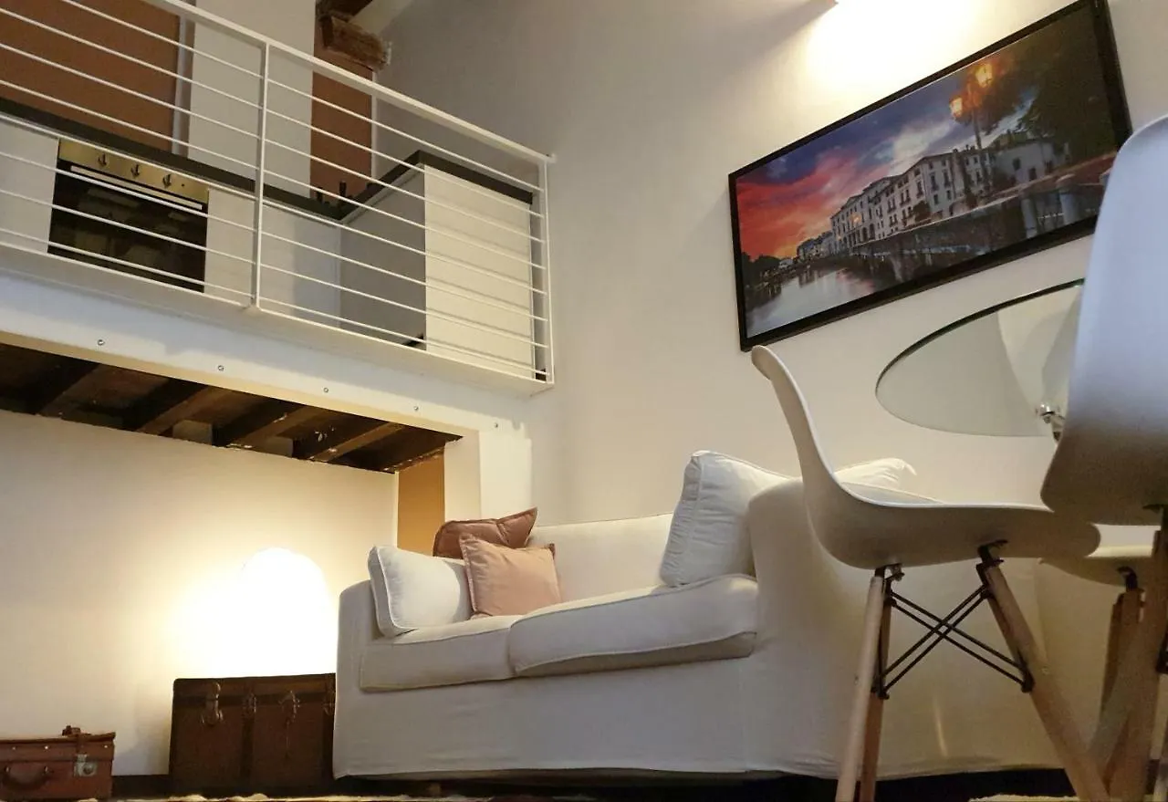 La Petite Maison Treviso 0*,